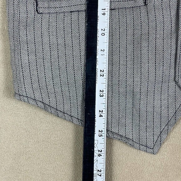 Foreign Exchange Five Button Vest Mens M Gray Herringbone Pattern Pockets NWT - Picture 6 of 10